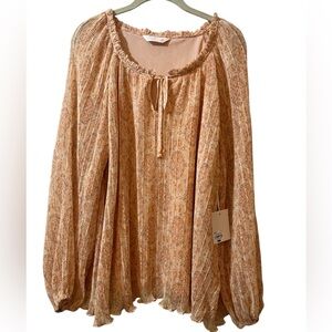 NWT Women's size xl Lauren Conrad blouse. Feminine design.